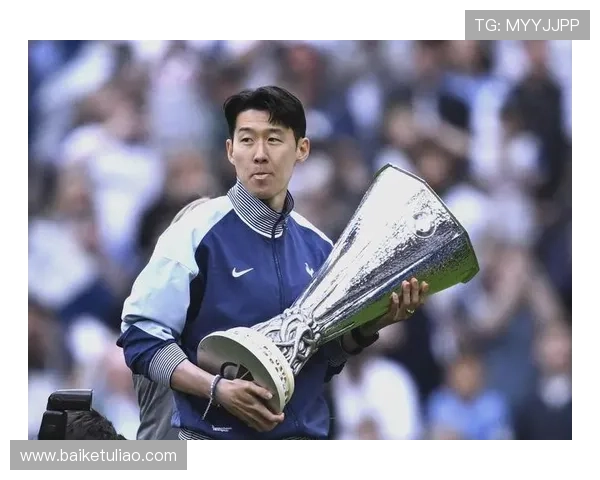 孙兴慜再创辉煌2025亚洲金球奖第十次夺冠李刚仁紧随其后C罗获季军